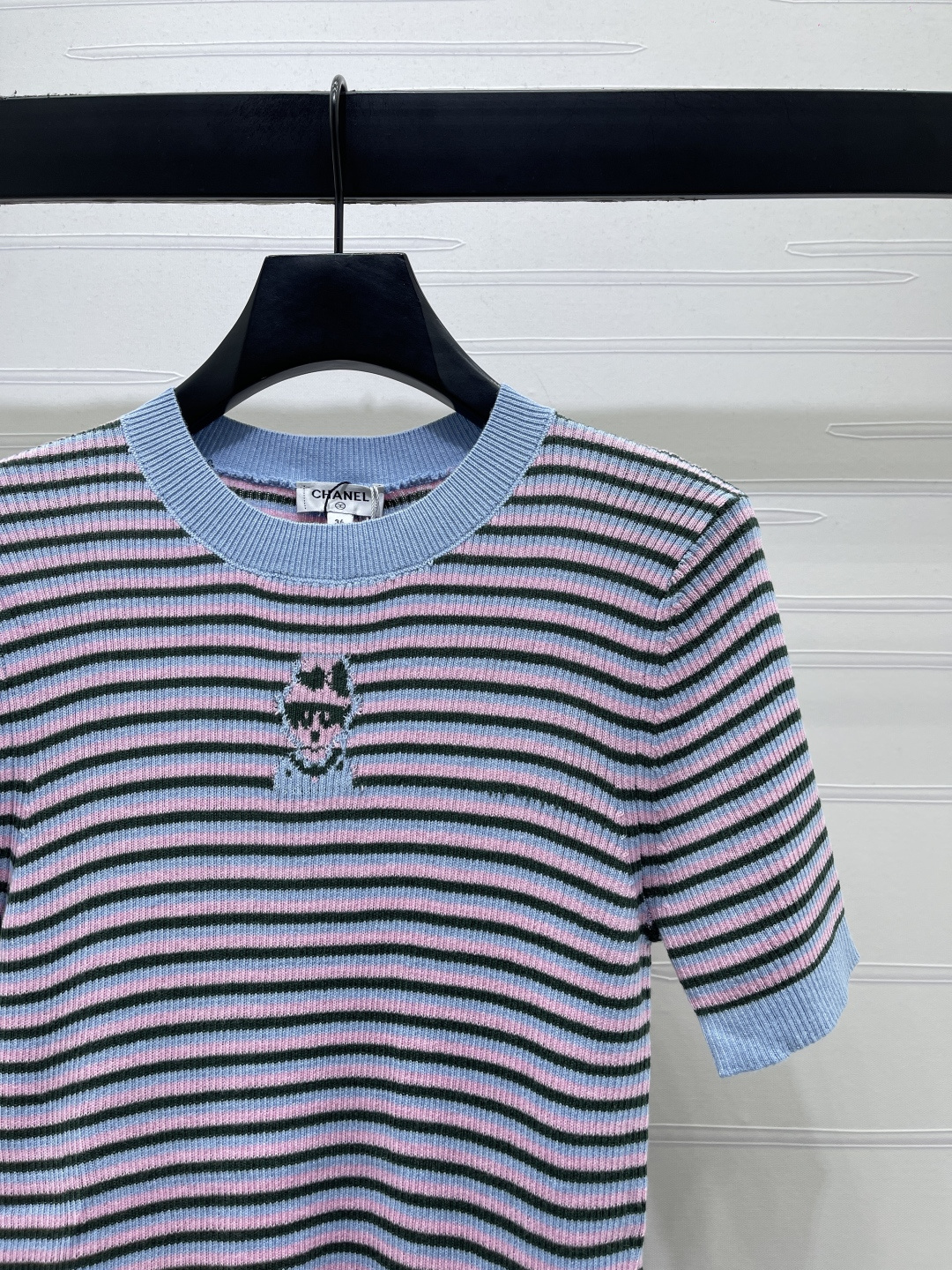 Women's short sleeves